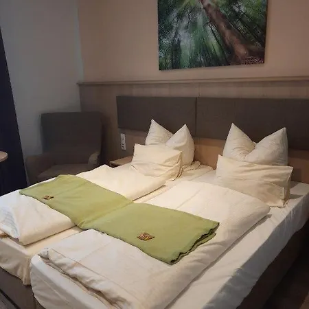 Hotel Rathausstuben 2*