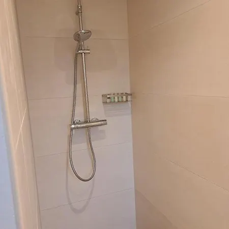 ホテル Rathausstuben ヴァッカースドルフ