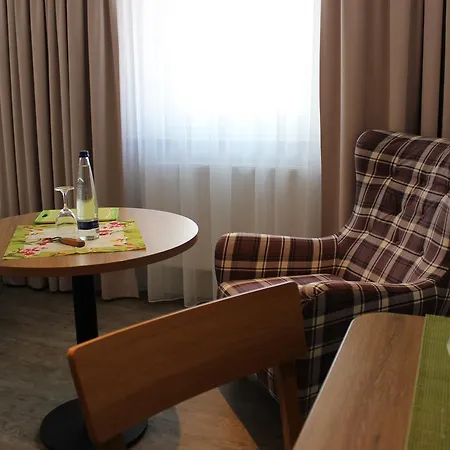 Hotel Rathausstuben Wackersdorf